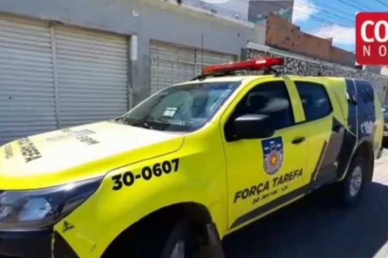 Sem habilitação, sem capacete e bêbado, homem que guiava moto é preso em Delmiro Gouveia