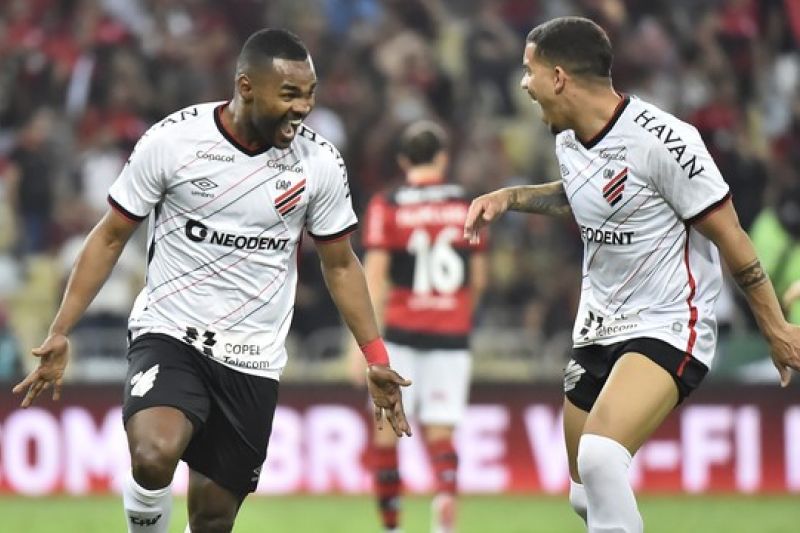 Perfeito, Athletico despacha o Flamengo e vai para a final da Copa do Brasil