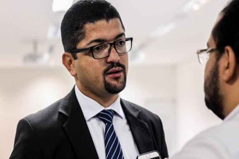 Secretário de Gestão de AL vai ser ouvido na Assembleia no dia 16