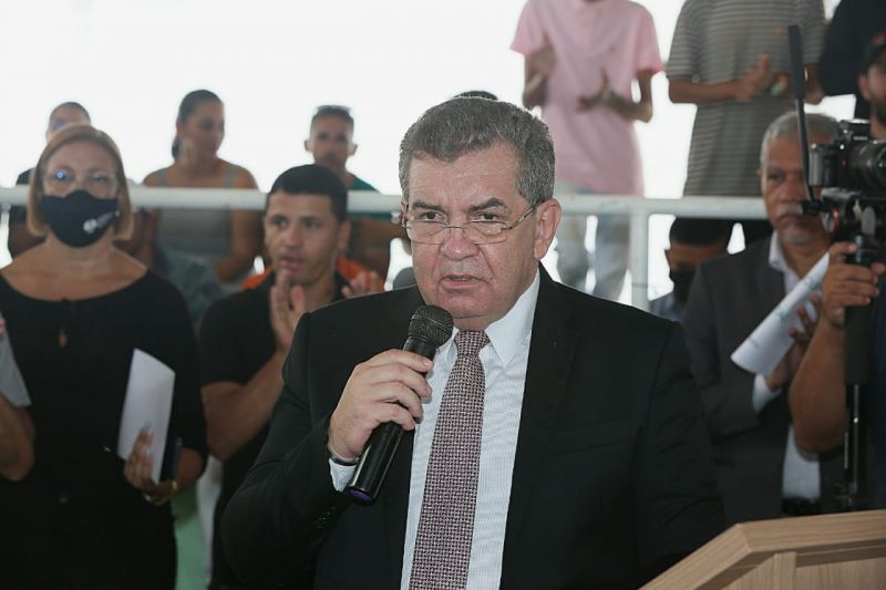 Desembargador Washington Luiz recebe título de cidadão de Olivença