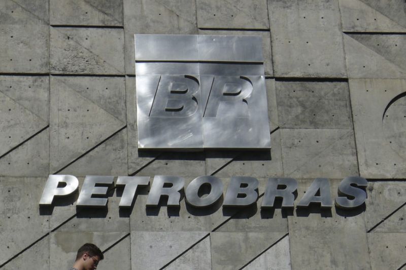 Petrobras diz que não houve decisão para alterar preços dos combustíveis
