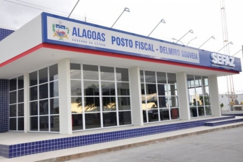 Caminhão furtado em posto da Sefaz em Delmiro Gouveia é localizado em Pernambuco