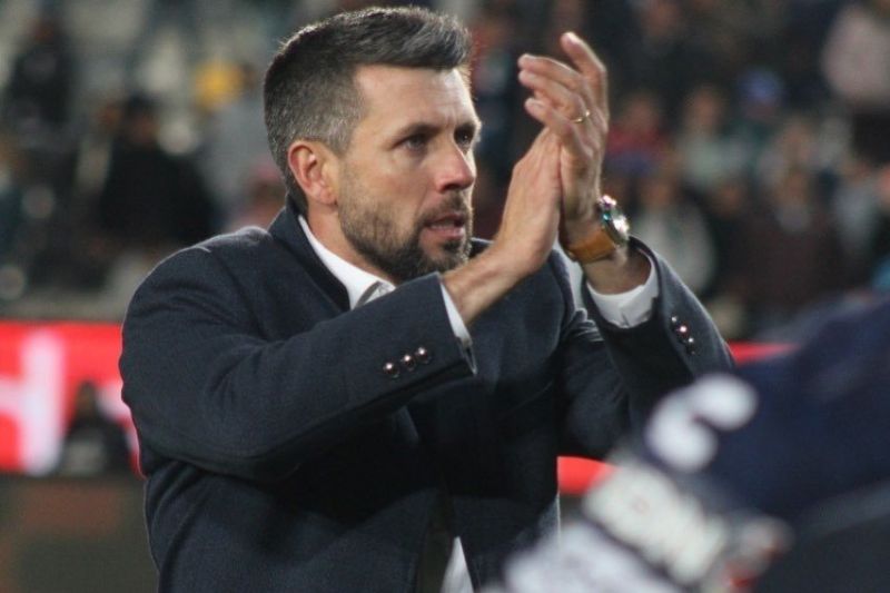 Técnico uruguaio Paulo Pezzolano entra no radar do Cruzeiro