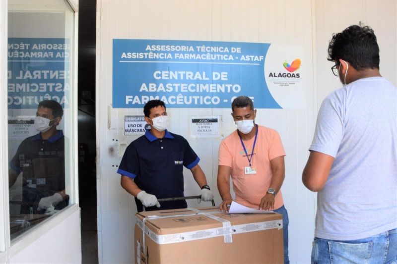 Governo do estado inicia distribuição de 150 mil testes rápidos para municípios alagoanos