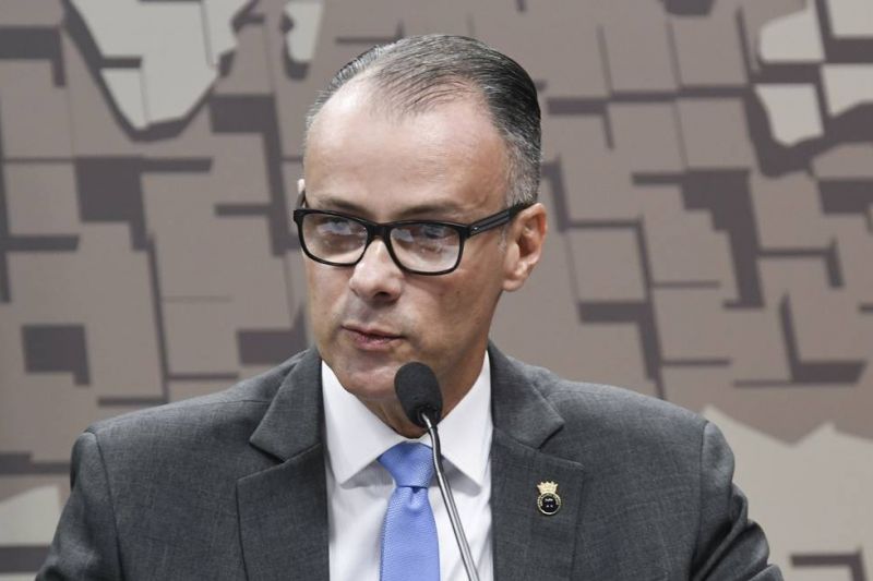 Bolsonaro nega ter acusado Anvisa de corrupção, mas volta a atacar órgão