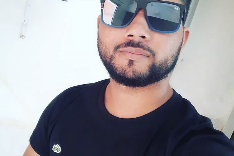 Jovem que bateu moto em cavalo em Delmiro Gouveia morre em hospital de Petrolina (PE)