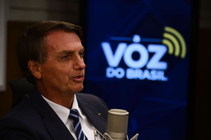 Presidente Bolsonaro fala sobre Auxílio Brasil e prioridades para 2022