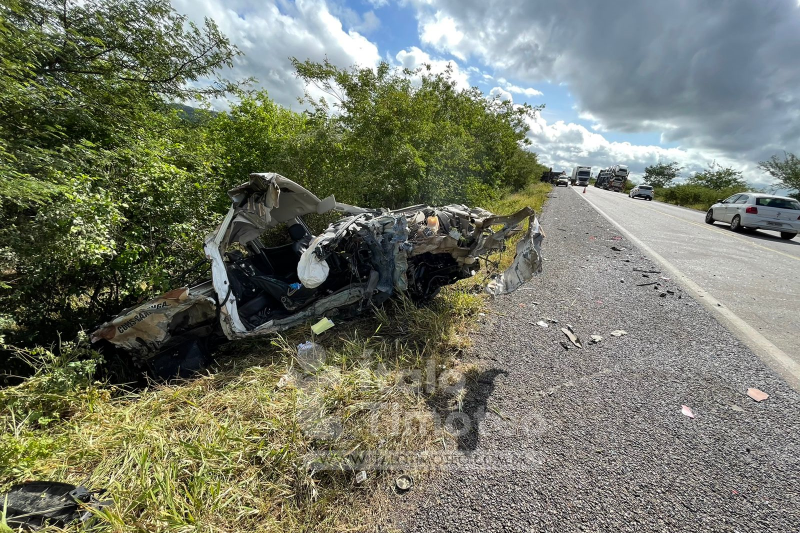 Colisão entre caminhão e viatura da Copes deixa três policiais feridos em Água Branca