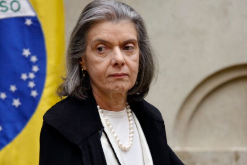 Ministro do TSE renúncia, e Cármen Lúcia assumirá processos de propaganda eleitoral