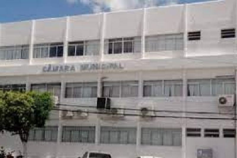 Câmara de Delmiro Gouveia concede título de Cidadão Honorário ao industrial Carlos Lyra