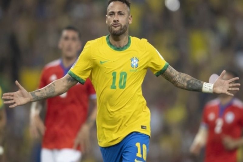 Seleção brasileira goleia Chile por 4 a 0 em último jogo no Brasil antes da Copa