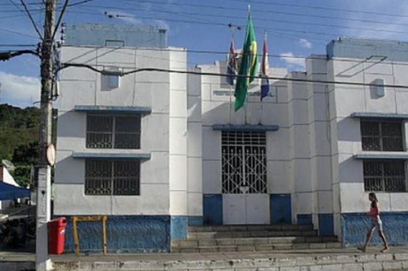 Prefeitura de Mata Grande adquire kits escolares com valor global superior a R$ 1,4 milhão
