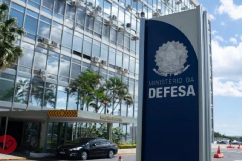 Deputado questiona Defesa sobre compra de 35 mil comprimidos de Viagra