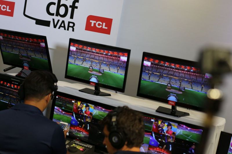 CBF demite diretor do VAR e 9 integrantes da comissão de arbitragem