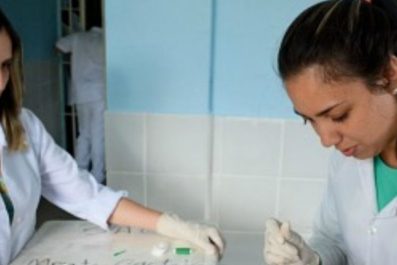 Câmara vota piso da enfermagem sob questionamentos de previsão de fonte