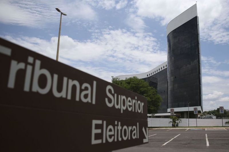 TSE insistirá em trazer observadores europeus para acompanhar eleições de outubro