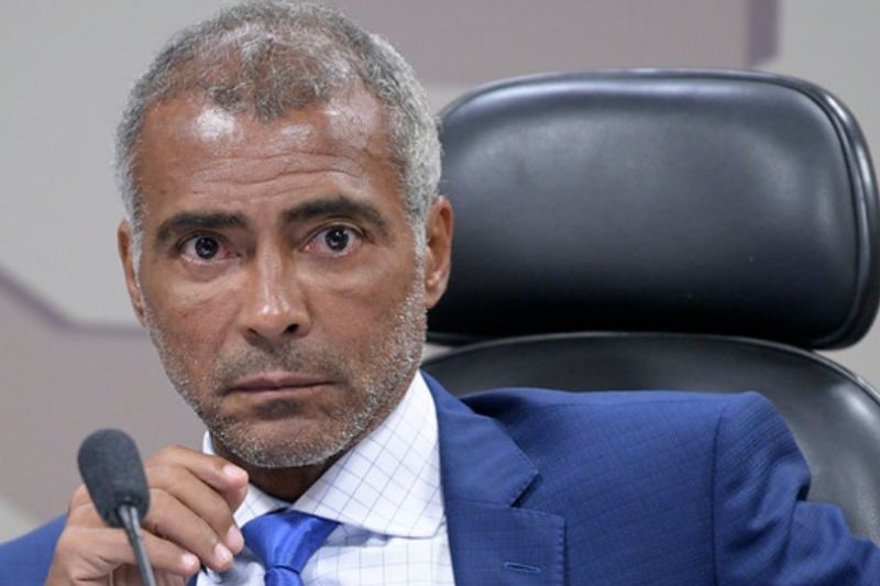 Romário pode ter ex-mulher de Bolsonaro como suplente