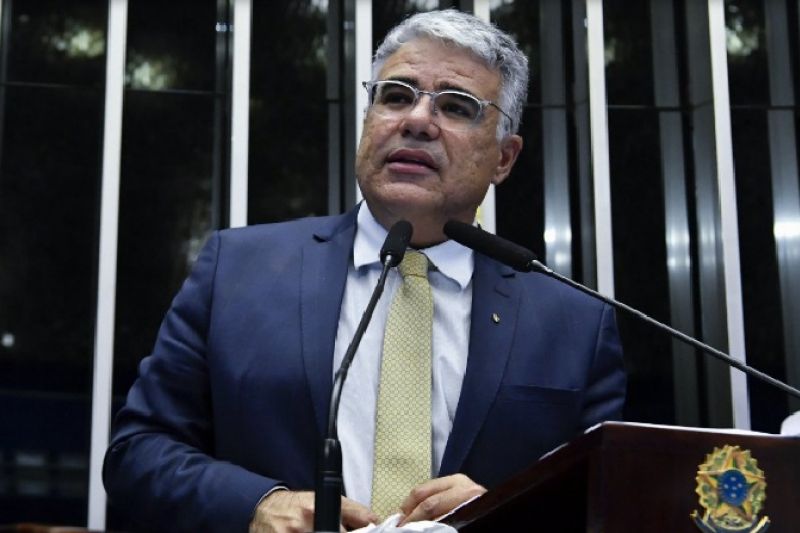 Senador fala em ‘tendência majoritária’ no Podemos para candidatura à presidência