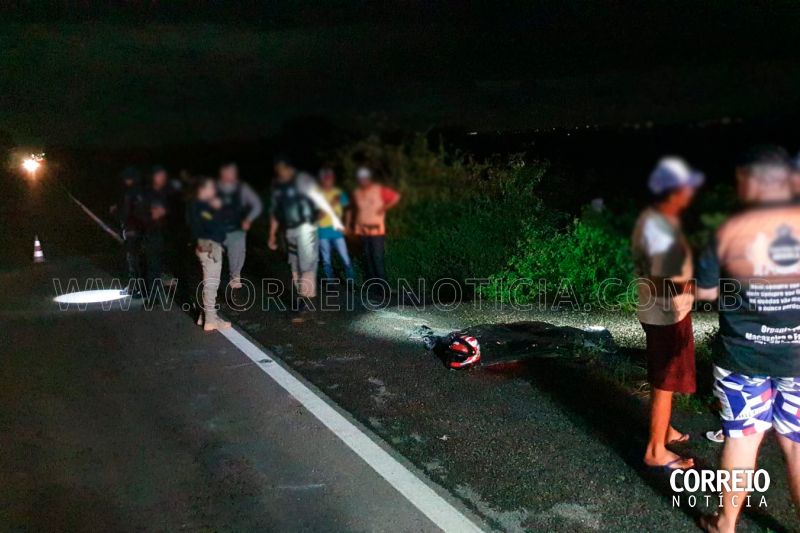 Vídeo: homem morre depois de ter cinquentinha que conduzia atingida por carro em Inhapi