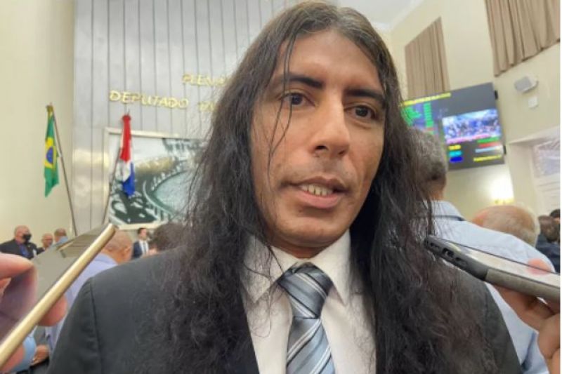 Cantor e compositor da banda Cheiro de Calcinha, Lobão assume vaga de Paulo Dantas na ALE