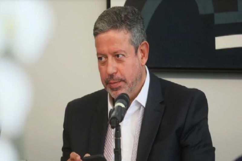 Lira diz que projeto de lei sobre limite para ICMS de combustíveis será votado dia 24