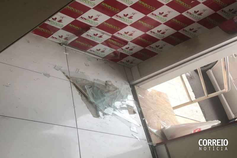 “Prejuízo superior a 8 mil” diz dona de Clínica de Estética arrombada em Delmiro Gouveia