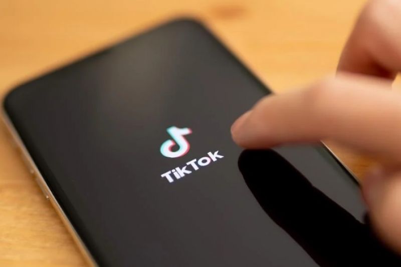 Pré-candidatos usam TikTok como plataforma de campanha e miram o eleitorado jovem