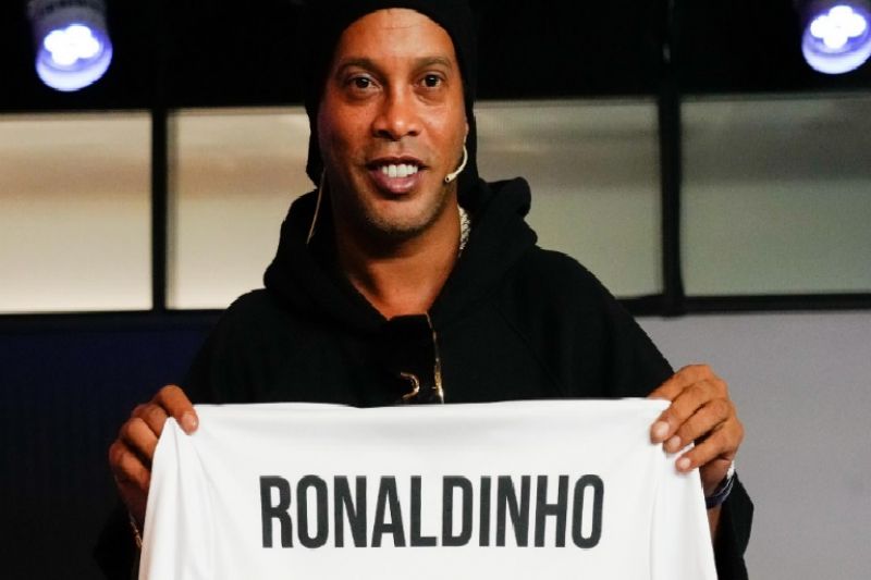 Ronaldinho Gaúcho surpreende ao dizer qual time do Brasil escolheria se voltasse a jogar