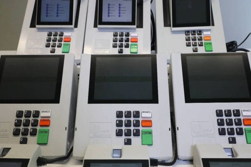 Pesquisa DataSensus mostra intenção de voto para governador e senador de Alagoas