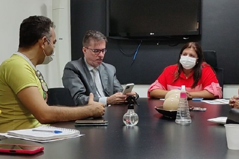 Vereadores aprovam reajuste de 10,6% para profissionais da Educação em Delmiro Gouveia