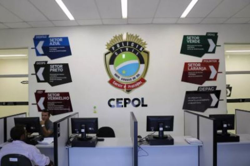 Casamento vira briga generalizada e pai da noiva é esfaqueado por primo do noivo