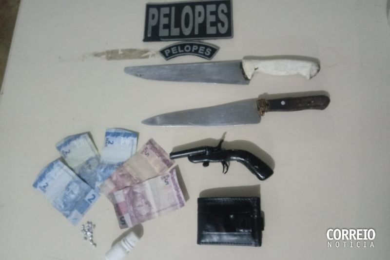 Adolescente com arma de fogo, duas facas e droga é apreendido durante festa em Tapera