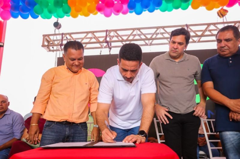 Governador anuncia investimentos de R$ de 3 milhões em Monteirópolis