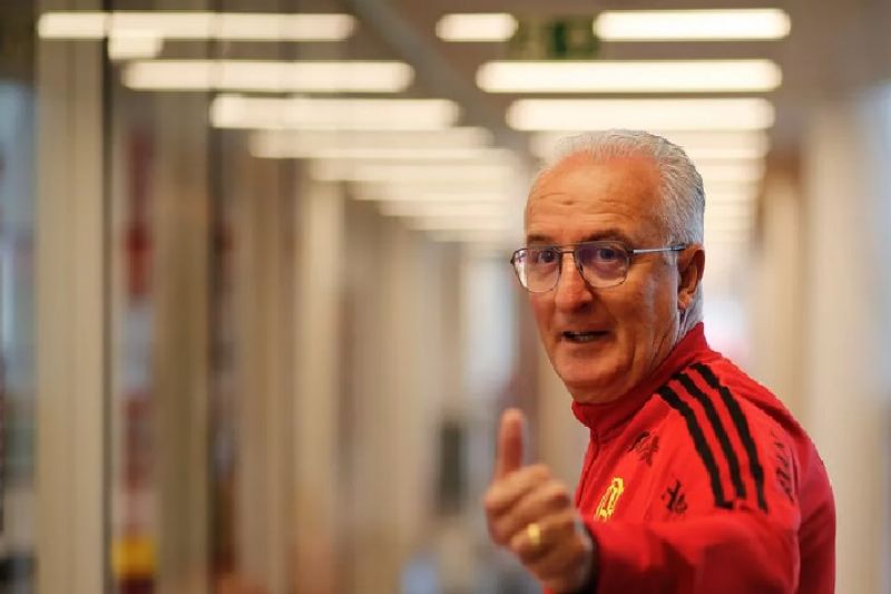 Há 35 dias sem lesão, Flamengo limpa DM e entrega elenco completo para Dorival Júnior
