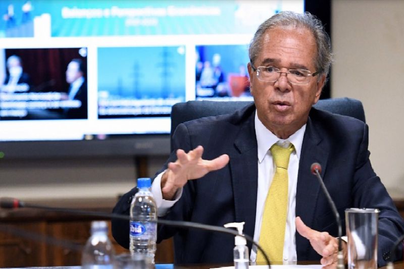Guedes diz que Brasil vai crescer mesmo com ‘turbulência’ no exterior