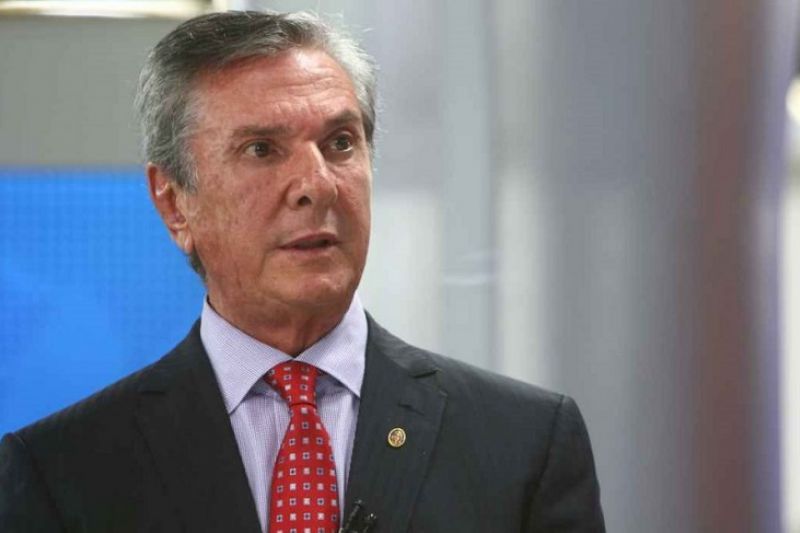 Collor relembra 2018, diz que sofreu traições e que candidatura agora é “pra valer”