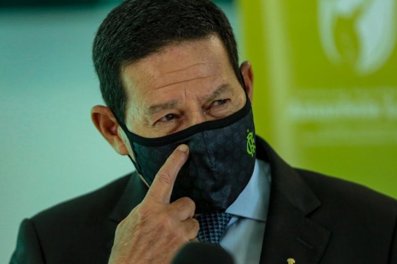 Hamilton Mourão inicia vaquinha para financiar campanha pelo Senado
