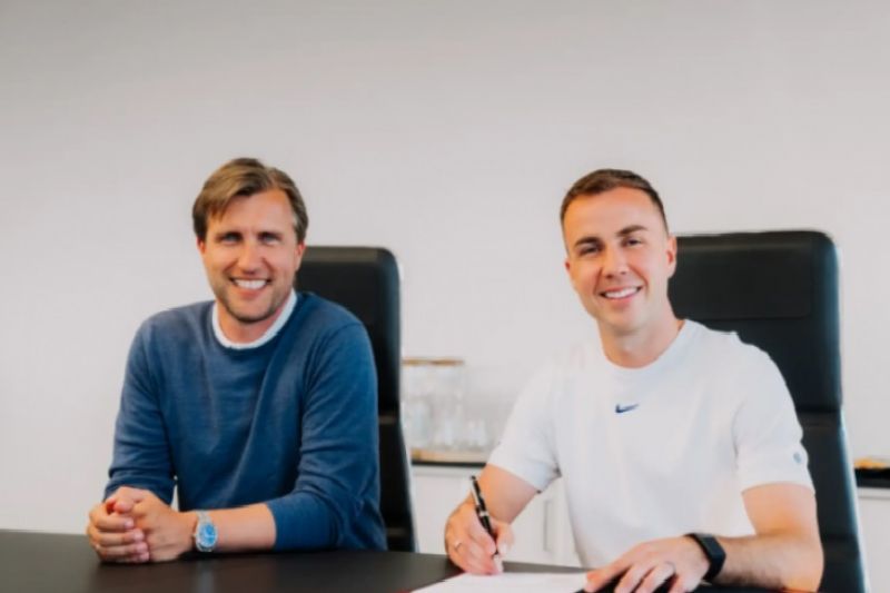 Herói na Copa de 2014, Mario Götze é anunciado pelo Eintracht Frankfurt