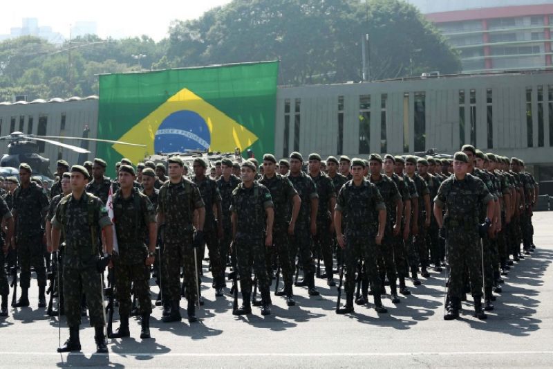 Mulher morre durante teste físico para oficial do Exército