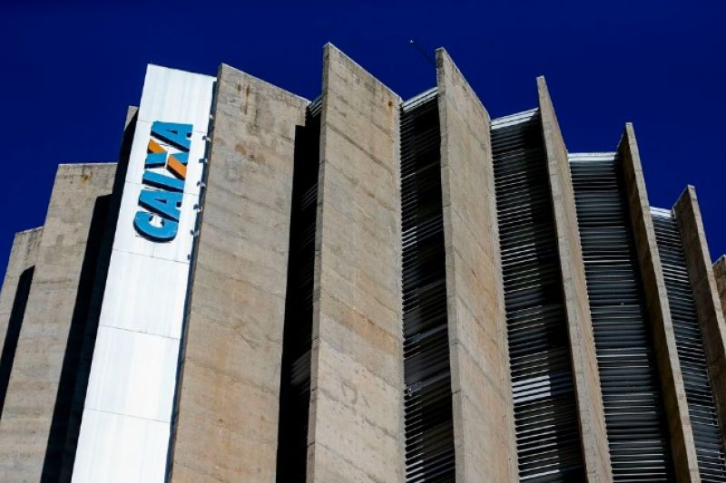 Caixa admite que recebeu denúncias de assédio contra Pedro Guimarães