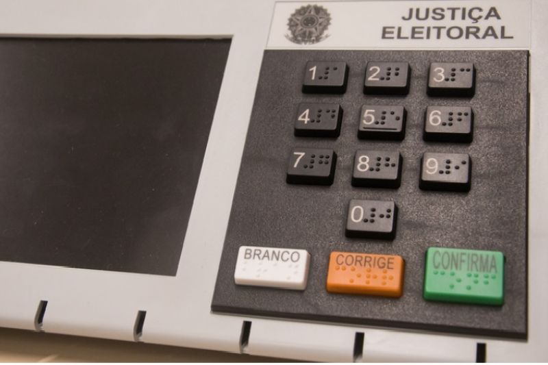 Pré-candidatos já podem iniciar campanhas dentro dos partidos