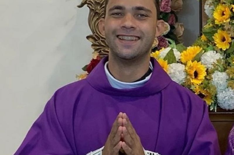 Padre de Canapi roubado em Pernambuco fala por que andava com tanto dinheiro no carro