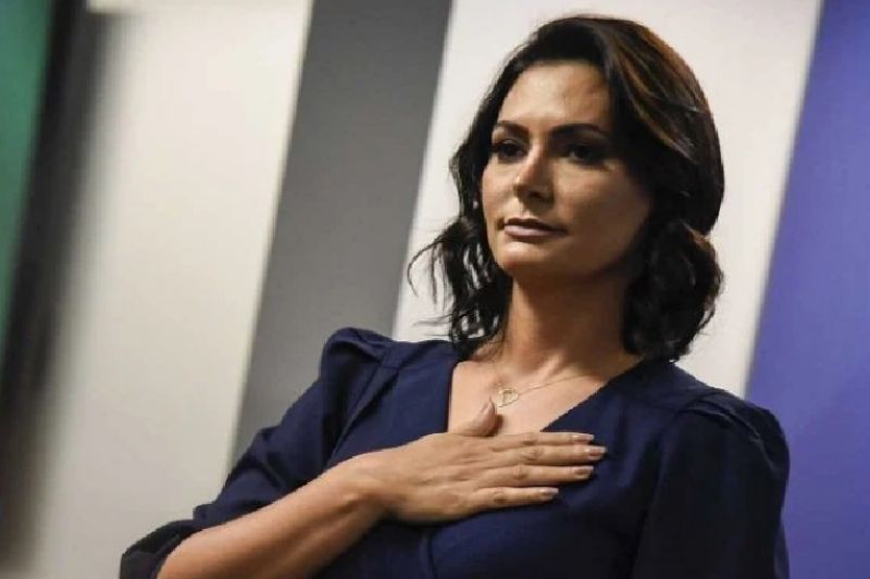 Michelle Bolsonaro faz culto no Alvorada com mulher de Pedro Guimarães