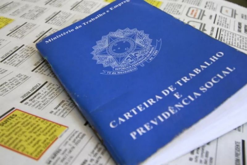 Faxineiro é profissão que lidera criação de vagas de trabalho no país