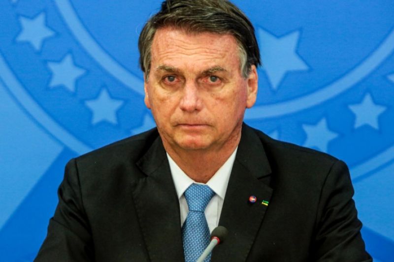Bolsonaro diz que anestesista que estuprou grávida deveria ‘apodrecer a cadeia'