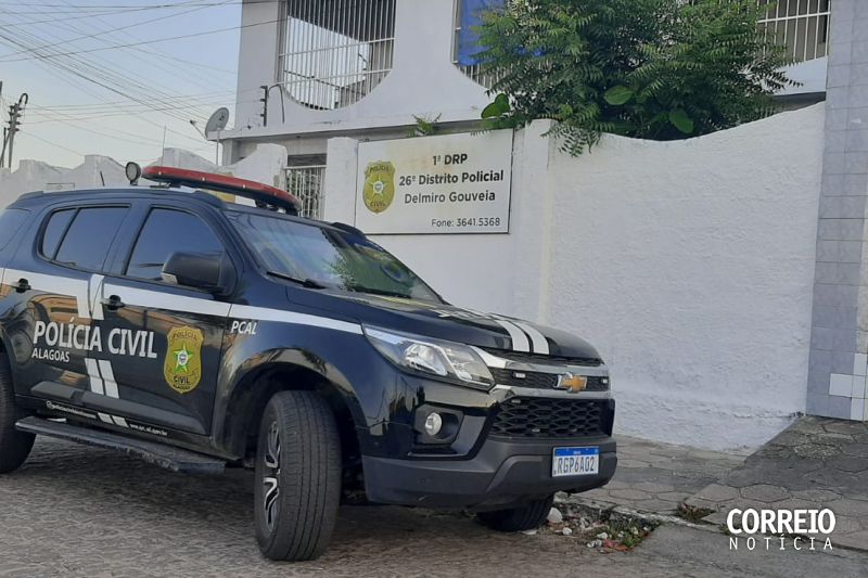 Duas mulheres são presas acusadas de fraude em empréstimos consignados em Delmiro Gouveia