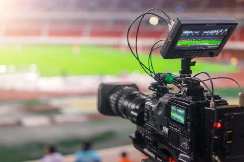 Cobrança por direitos de transmissão de rádios não deve avançar no Senado, dizem líderes