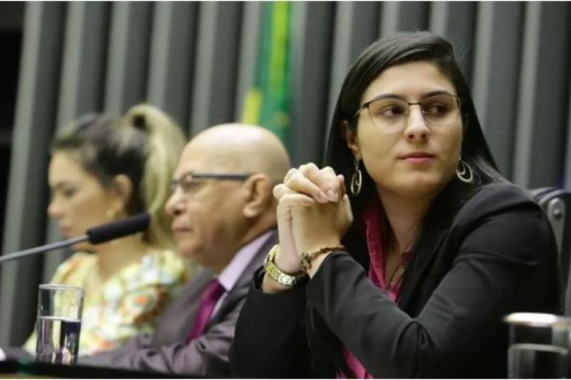 Deputada bolsonarista Chris Tonietto é condenada a pagar R$ 50 mil por homofobia