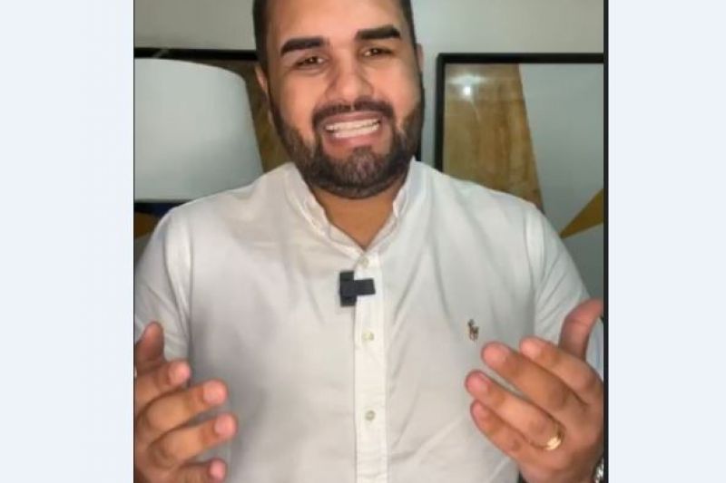 Prefeito Tiago Freitas anuncia pagamento antecipado do 13° salário em Piranhas