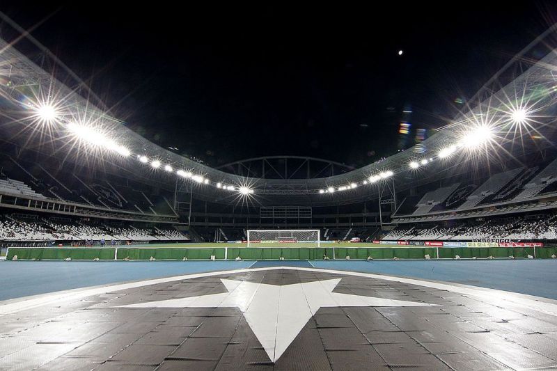 Botafogo busca reabilitação no Brasileiro em duelo com Athletico-PR